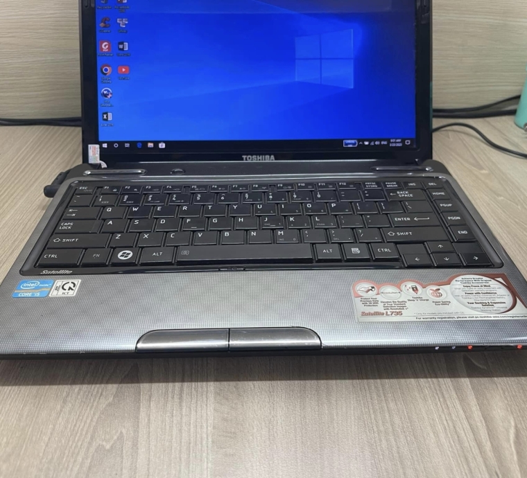 LAPTOP TOSHIBA i5-GEN2/SSD120/NGOẠI HÌNH ĐẸP